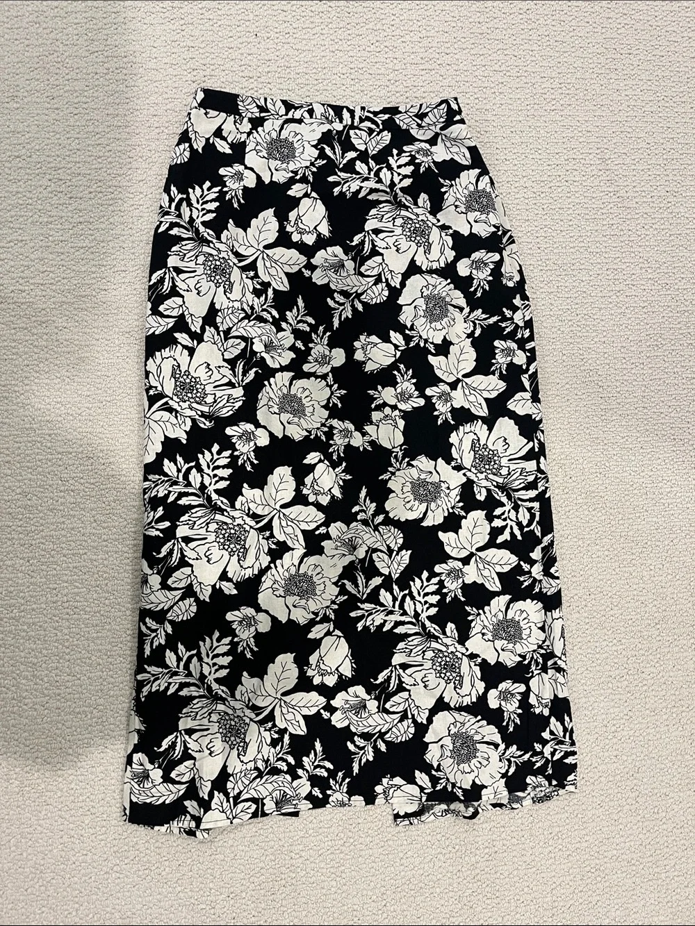 Old Navy Black Floral Midi Skirt with White Blooms